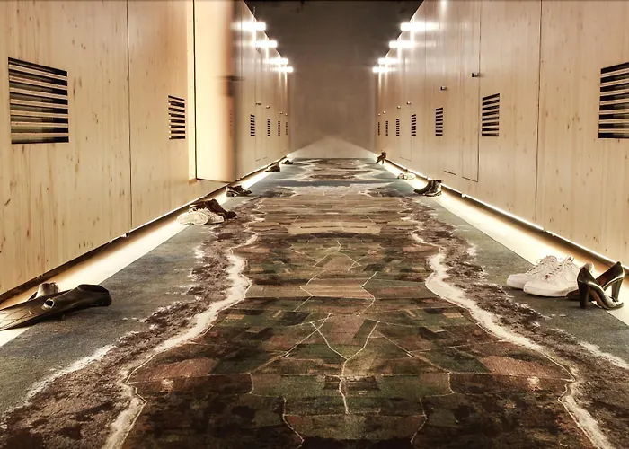 Zero Box Lodge Porto